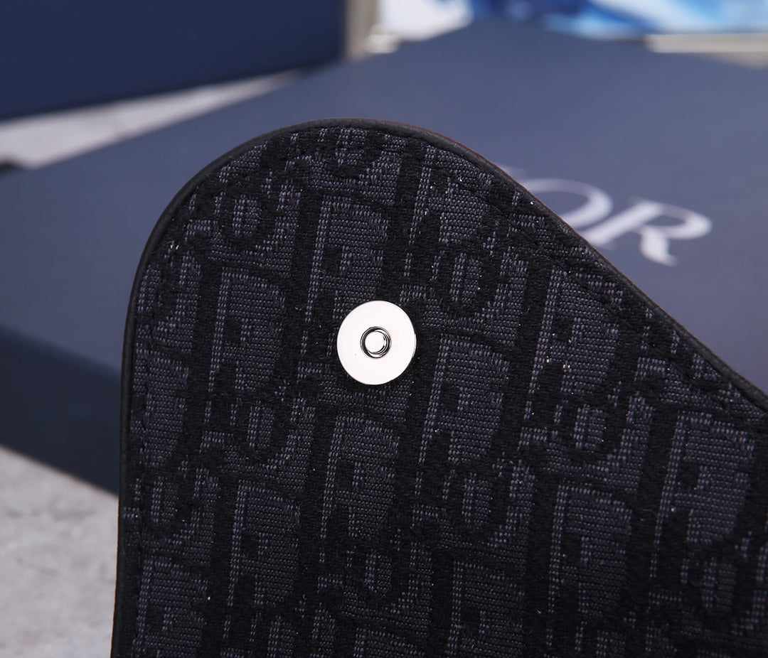 Saddle Crossbody Bag